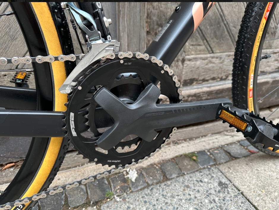 Giant Revolt Advanced 3 Gravelbike 28"