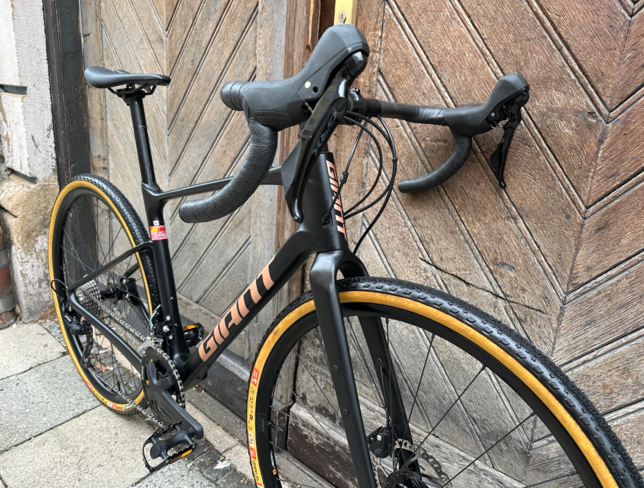 Giant Revolt Advanced 3 Gravelbike 28"