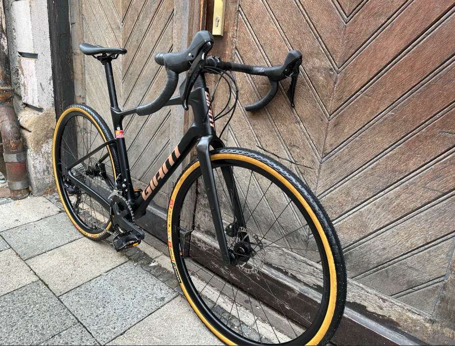 Giant Revolt Advanced 3 Gravelbike 28"