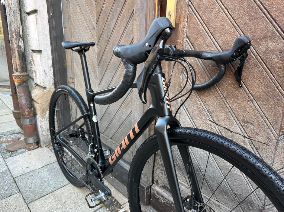Giant Revolt Advanced 3 Gravelbike 28"