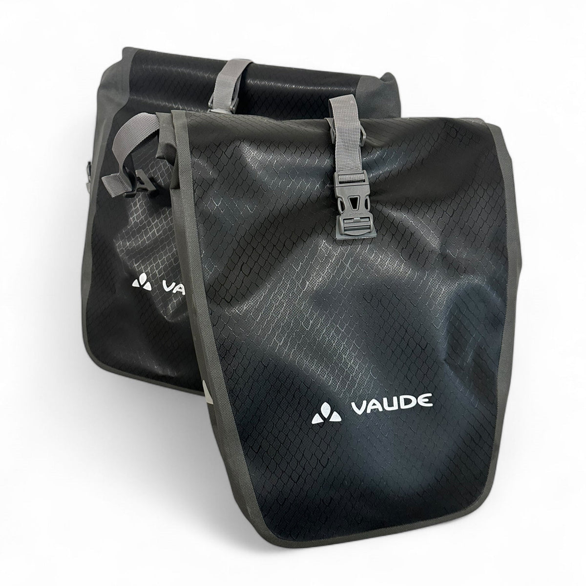 vaude fahrradtaschen set Vaude Aqua Back Fahrradtaschen 48L – Wasserdicht & Robustes Fahrradzubehör  für Touren und Pendeln – Bici No.1