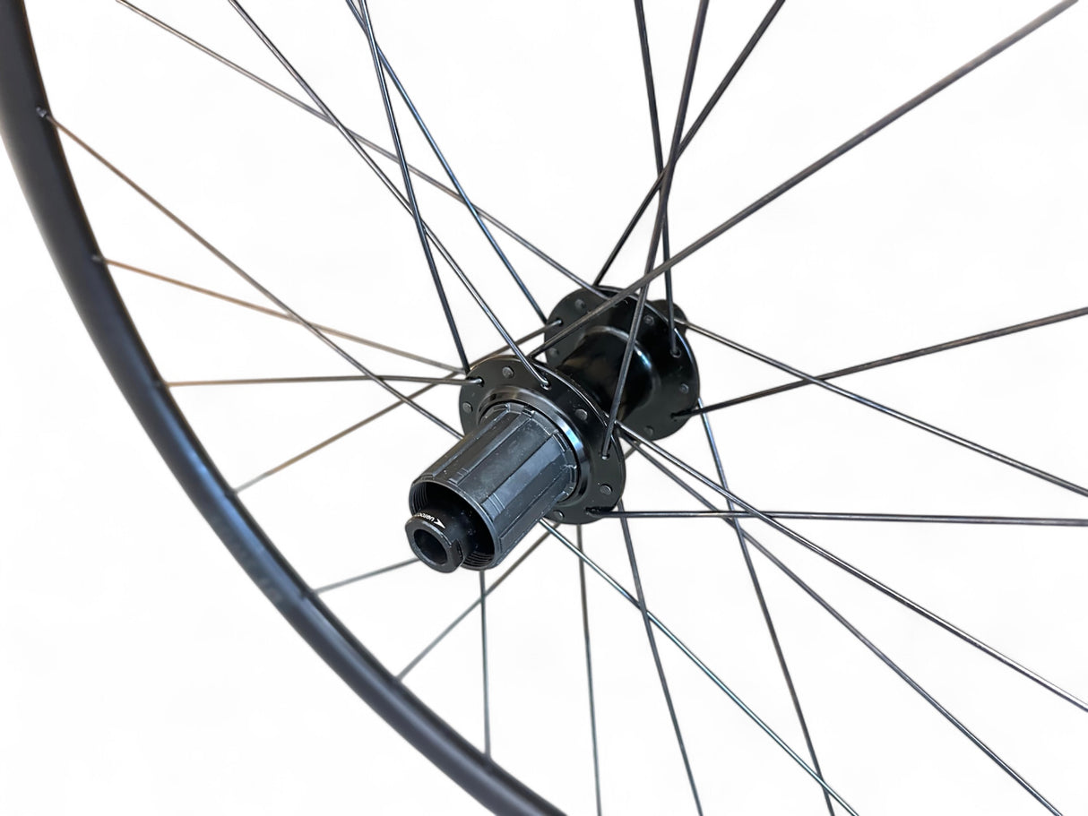 DT Swiss R470 DB Laufradsatz Rennrad