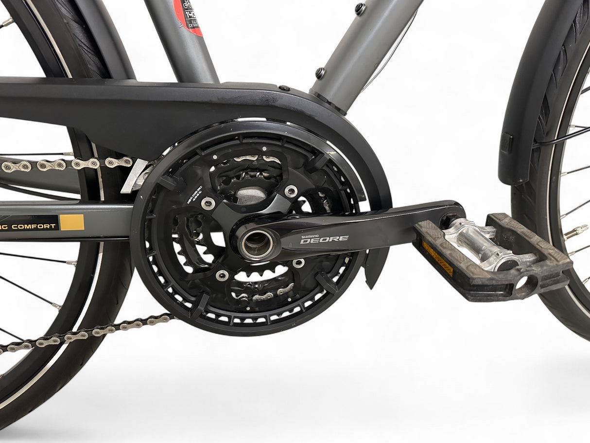 Carver Tour 140 women's trekking bike trapeze