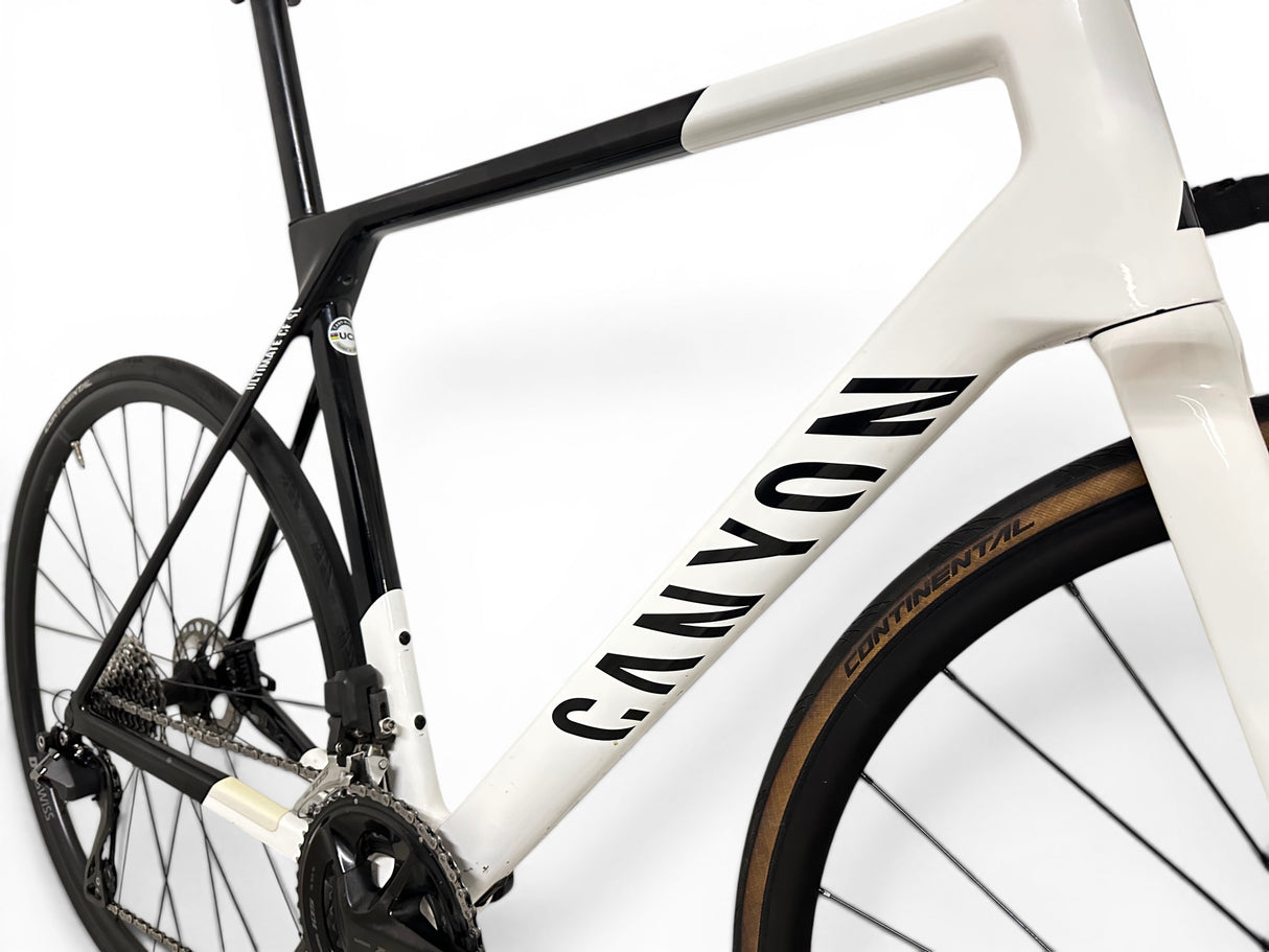 Canyon Ultimate CF SL 7 Di2 Powermeter