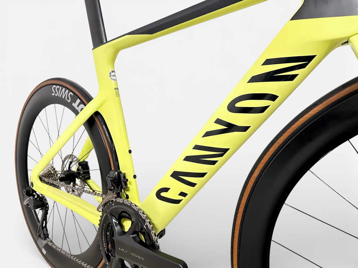 Canyon Aeroad CF SLX 8 Di2 Powermeter