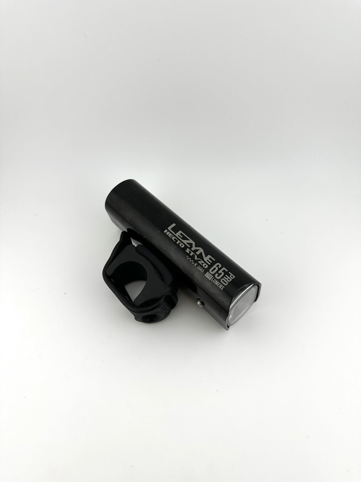 Lezyne Hecto 65 Pro + Lezyne Strip Drive 35 Licht-Set