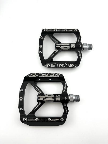 Coree Flat Pedale CNC MTB Pedale / Neu