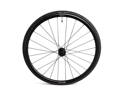 DT Swiss R470 DB Laufradsatz Reifen+Schlauch