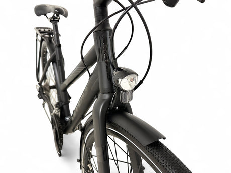 Stevens 6X Lite Tour trekking bike for women