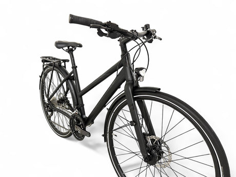 Stevens 6X Lite Tour trekking bike for women