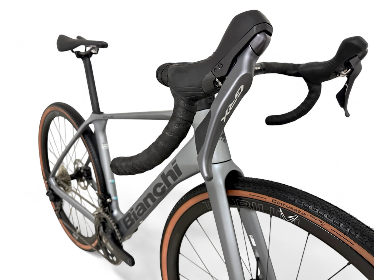 Bianchi Impulso Pro GRX 820 – Carbon Gravelbike mit Carbonlaufrädern – Bici No.1