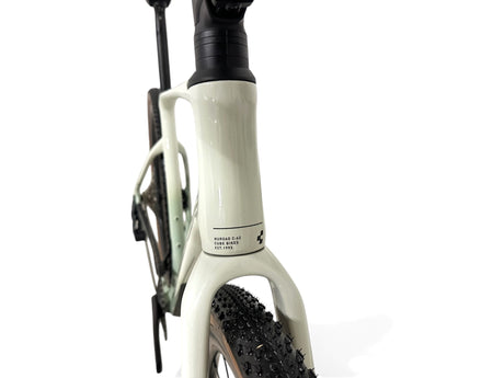 Cube Nuroad C:62 EX Carbon Gravelbike desertstone´n´green