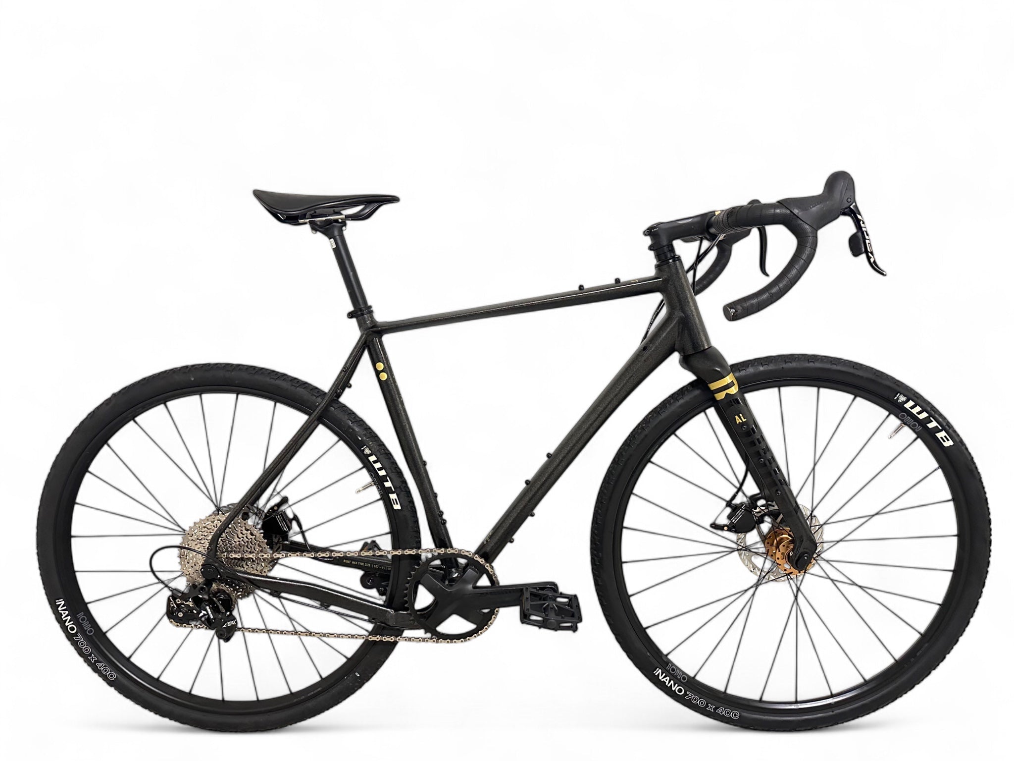 Rondo Ruut AL2 – Gravel bike with variable geometry & SRAM