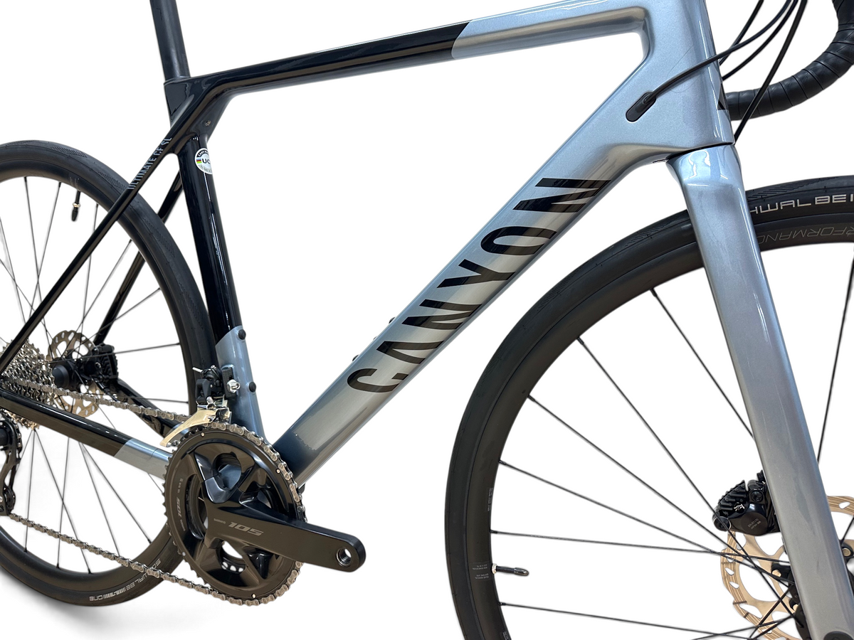 Canyon Ultimate CF SL 7