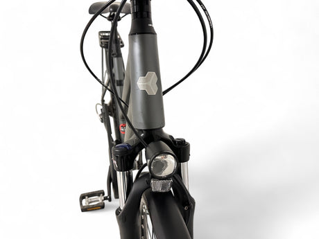 Carver Tour 140 women's trekking bike trapeze
