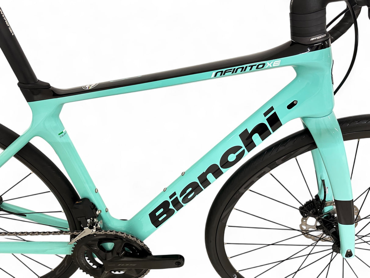 Bianchi Infinito XE Disc 105 Di2