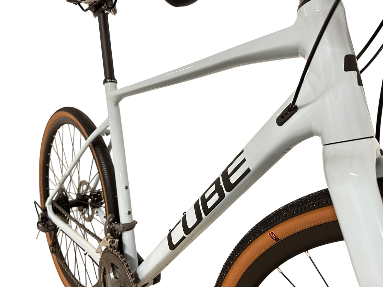 cube gravel bike hydraulische scheibenbremse Cube Nuroad Gravelbike – Shimano Claris 2x8, Carbongabel, Scheibenbremsen – Bici No.1
