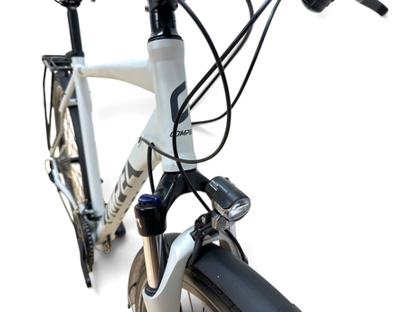 Compel XRC 800 Trekkingrad
